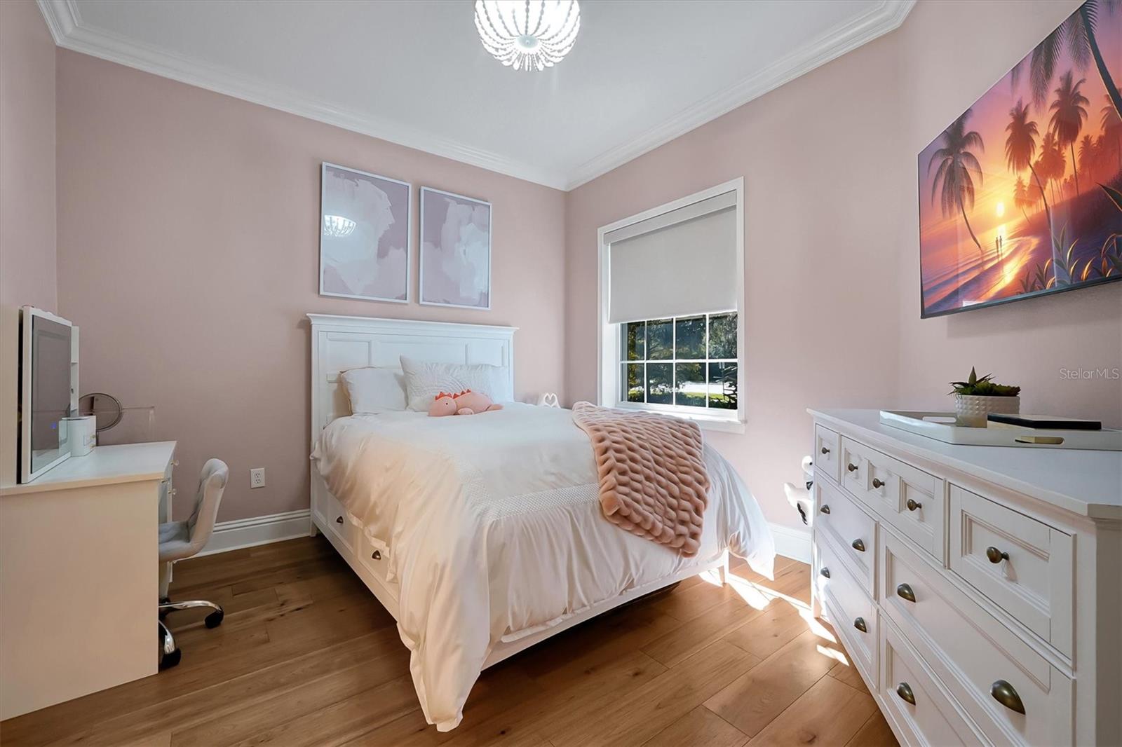 Image 36 of 87 For 81 Oakdale Street