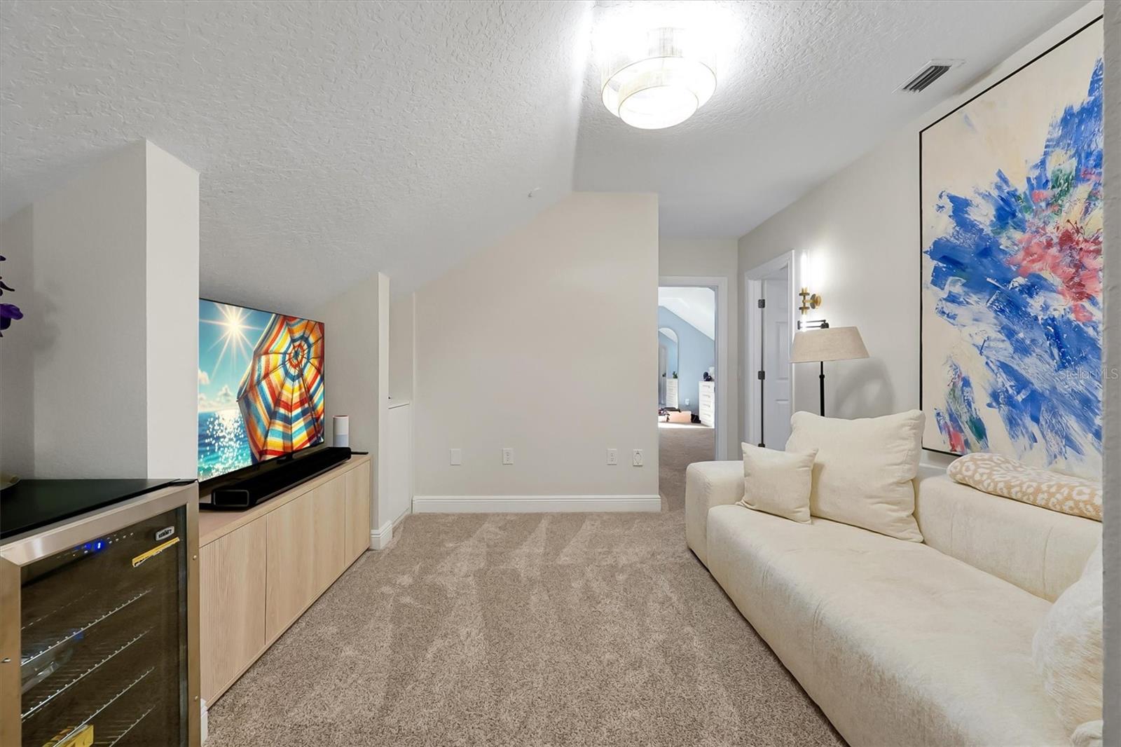 Image 41 of 87 For 81 Oakdale Street