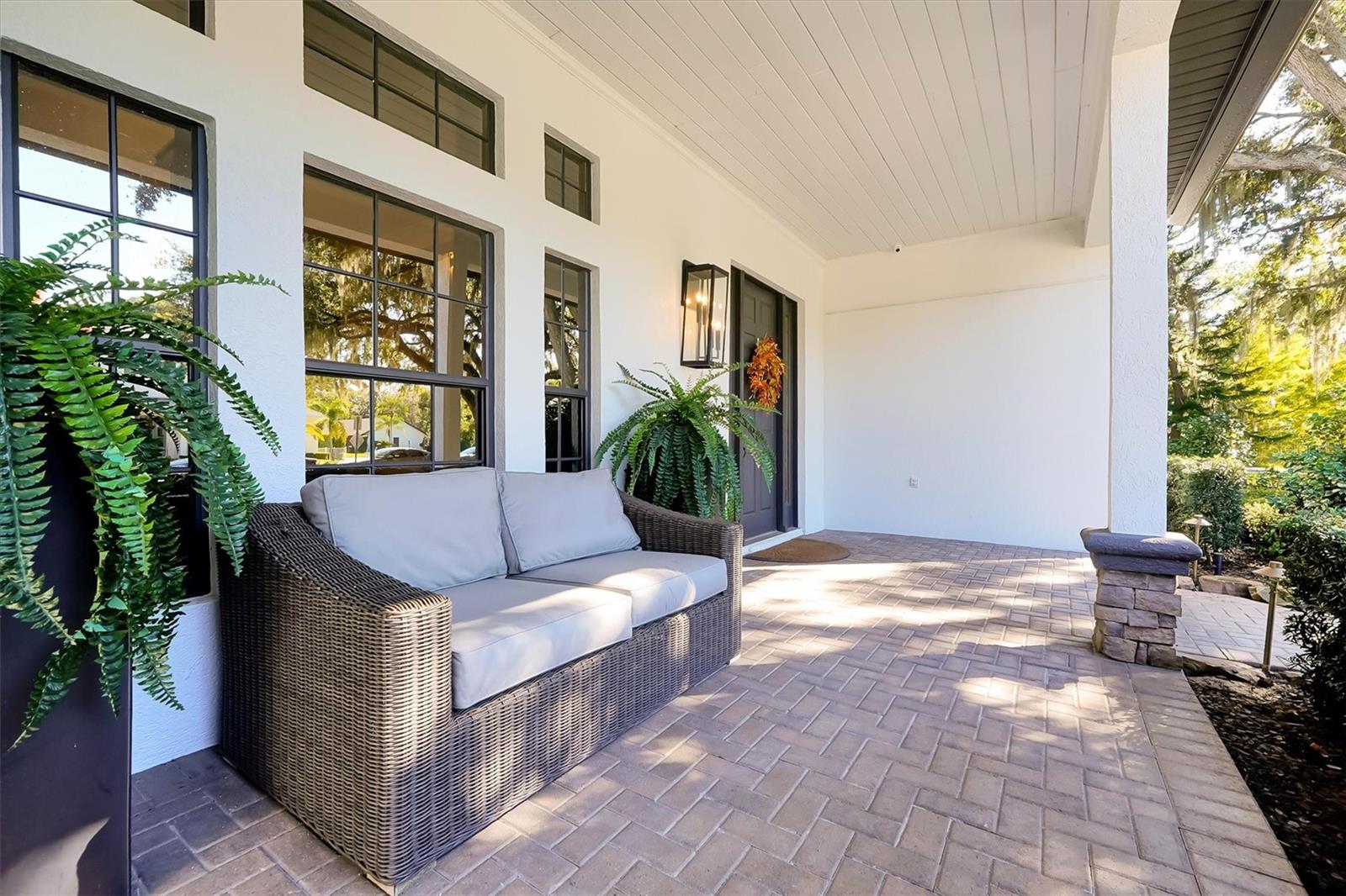 Image 5 of 87 For 81 Oakdale Street