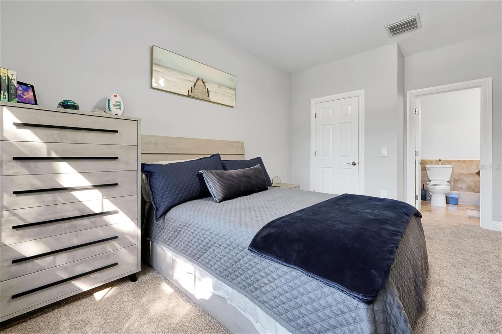 Image 50 of 87 For 81 Oakdale Street