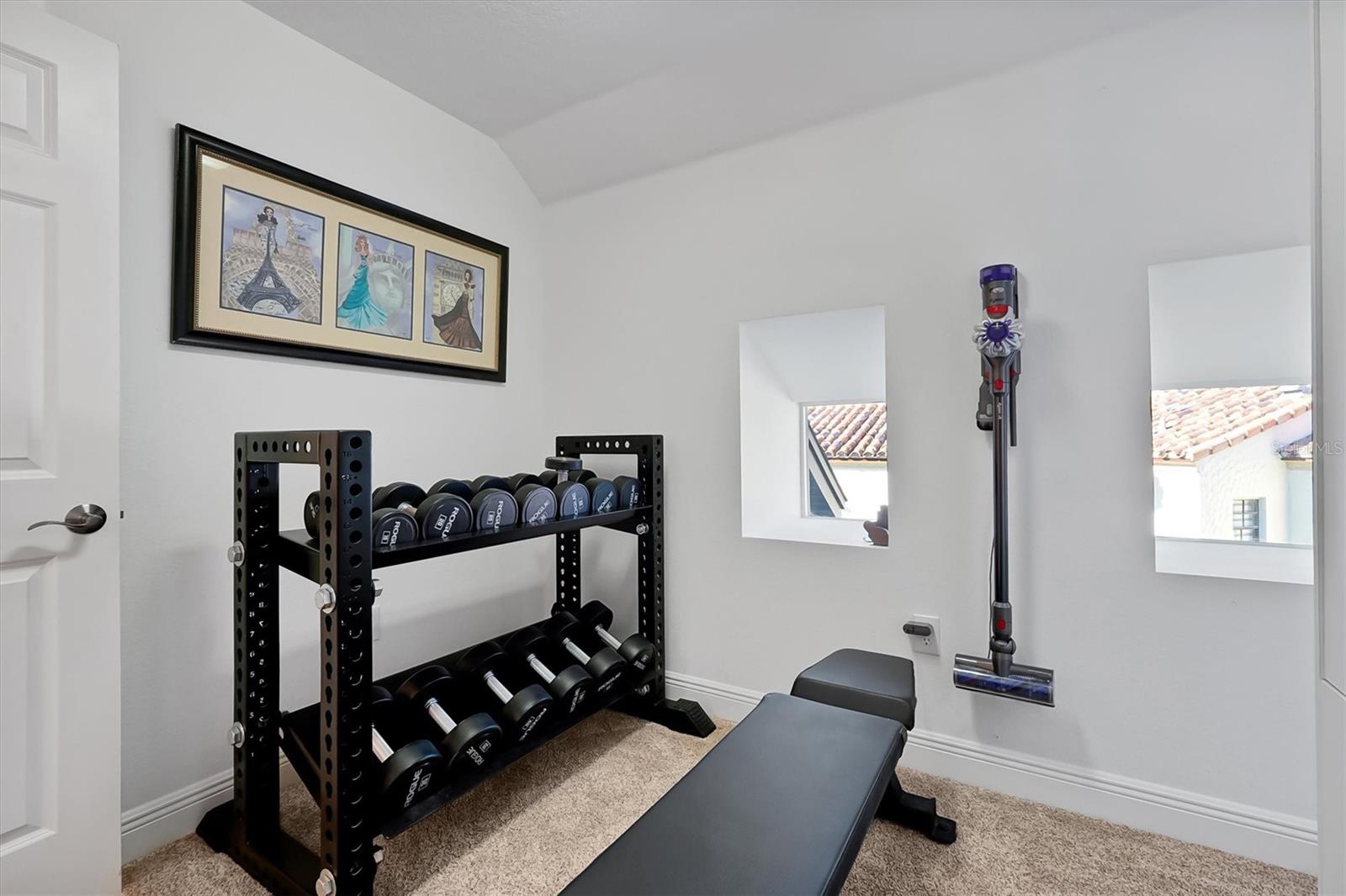 Image 53 of 87 For 81 Oakdale Street