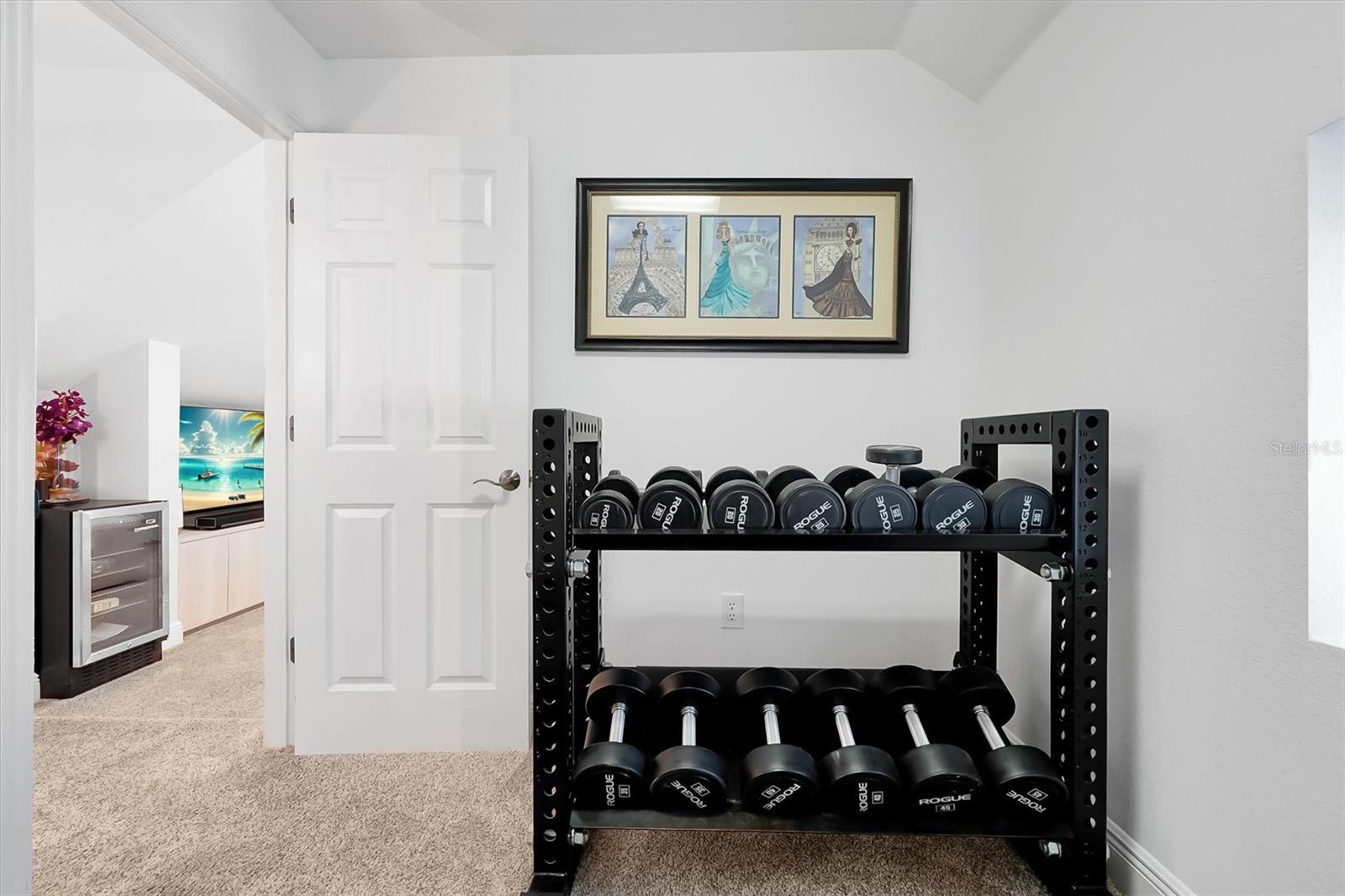 Image 54 of 87 For 81 Oakdale Street