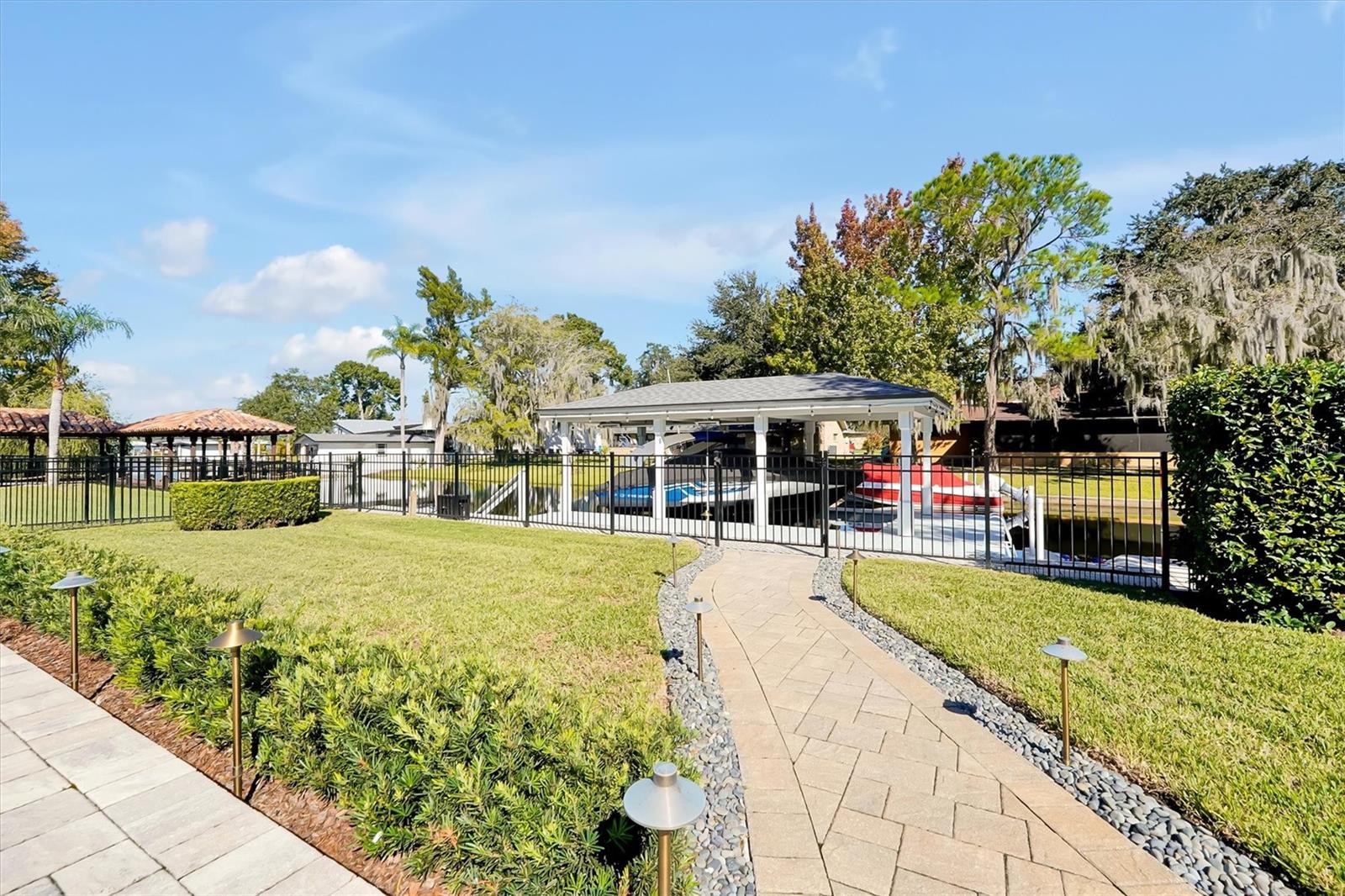 Image 71 of 87 For 81 Oakdale Street