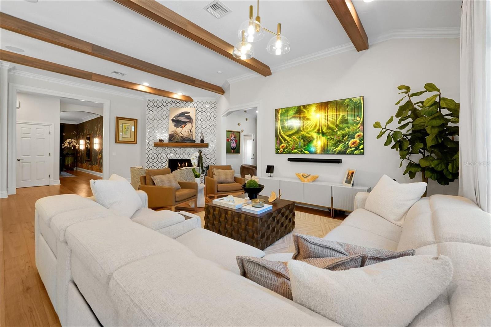 Image 8 of 87 For 81 Oakdale Street