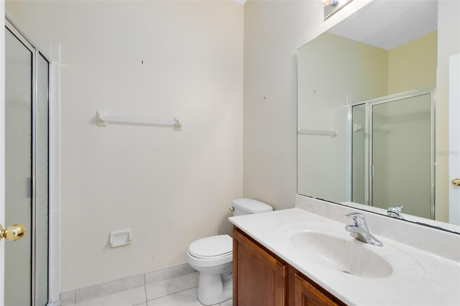 Image 15 of 39 For 302 Erie Drive