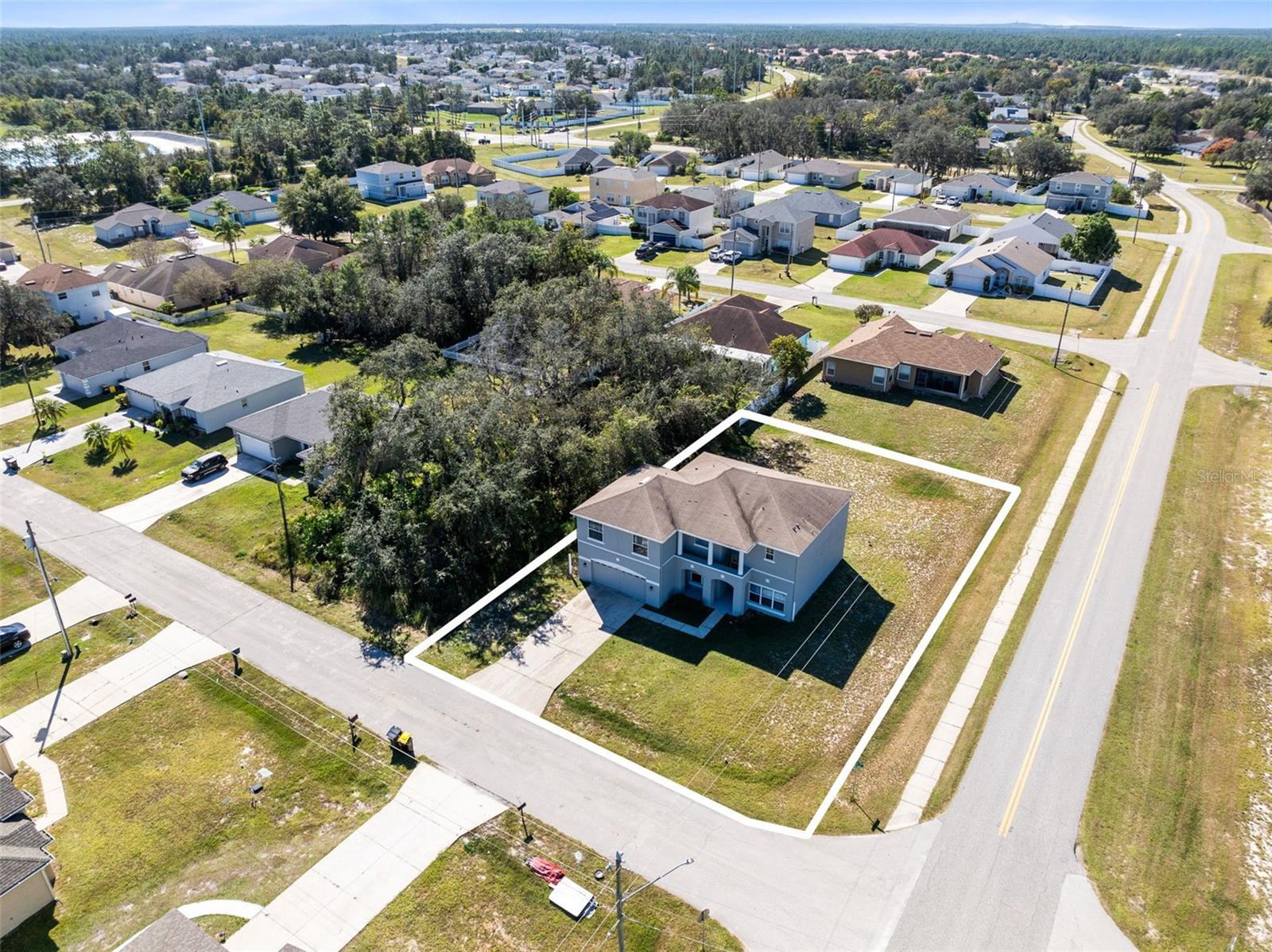 Image 29 of 39 For 302 Erie Drive