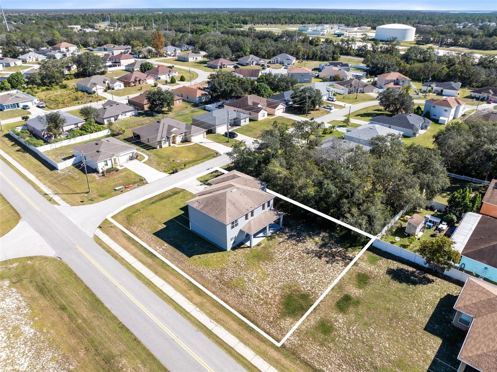 Image 30 of 39 For 302 Erie Drive