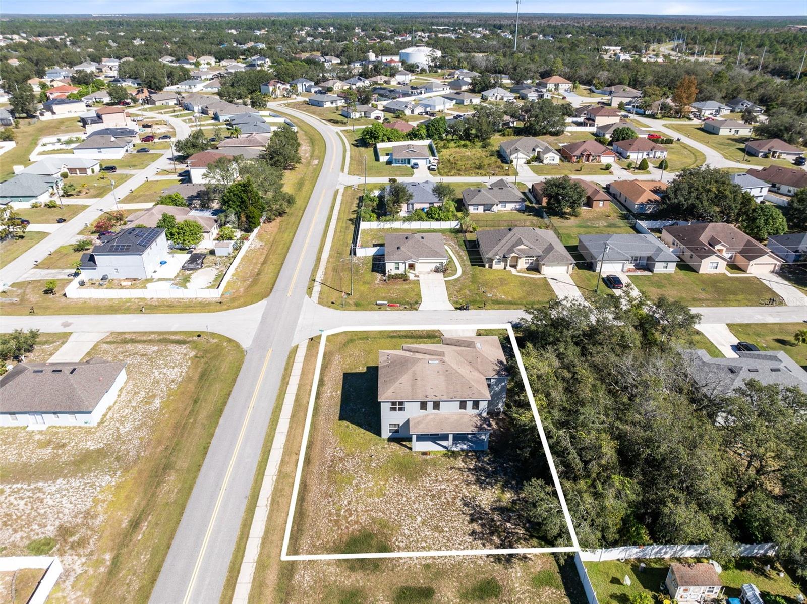 Image 31 of 39 For 302 Erie Drive