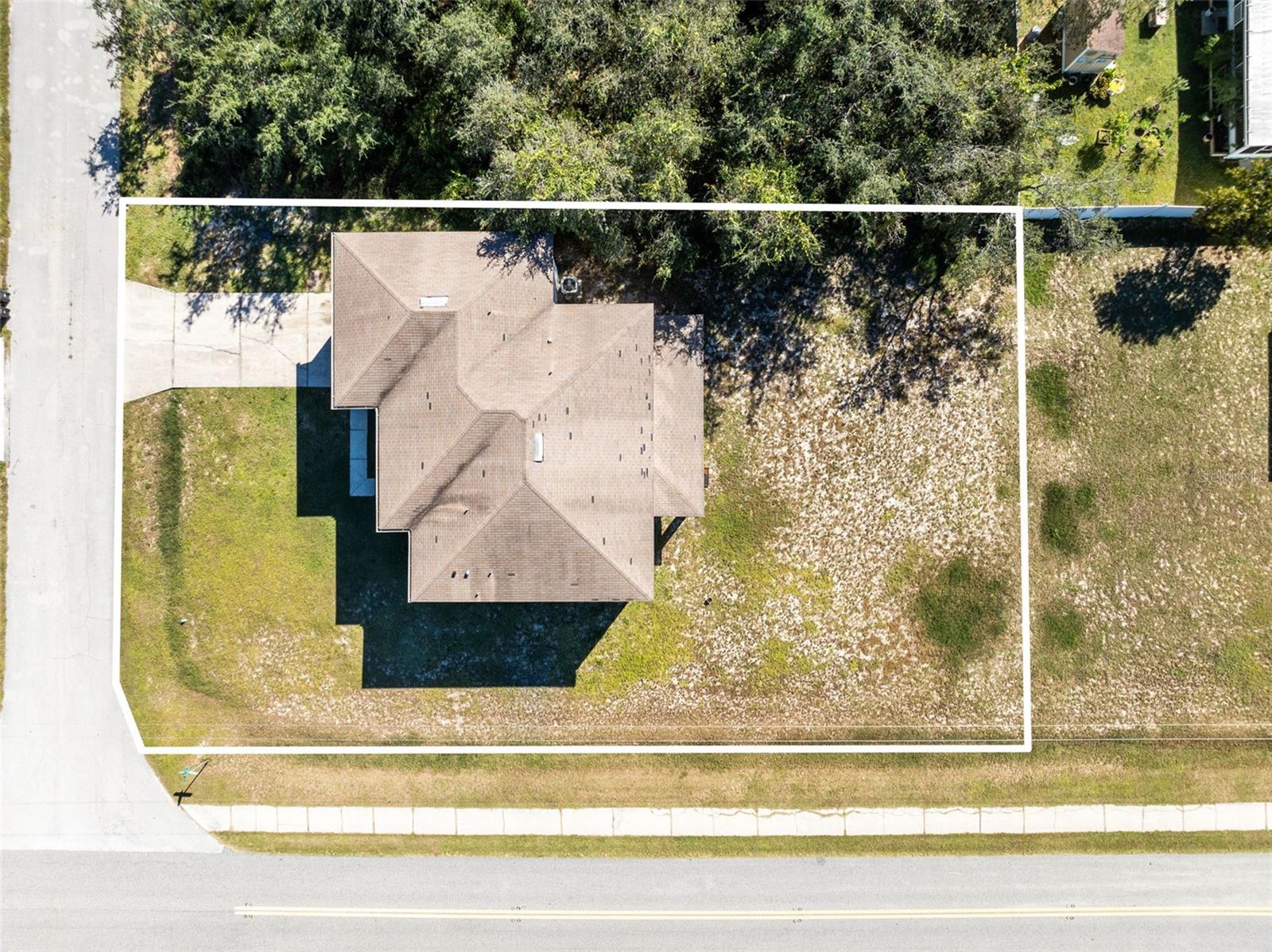 Image 32 of 39 For 302 Erie Drive