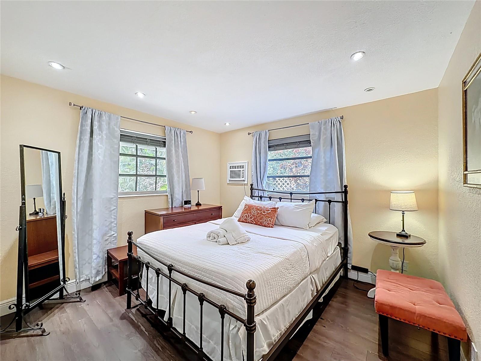 Image 19 of 63 For 200 9th Avenue 1-2