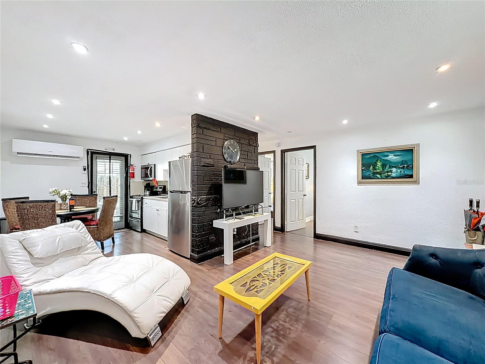 Image 32 of 63 For 200 9th Avenue 1-2