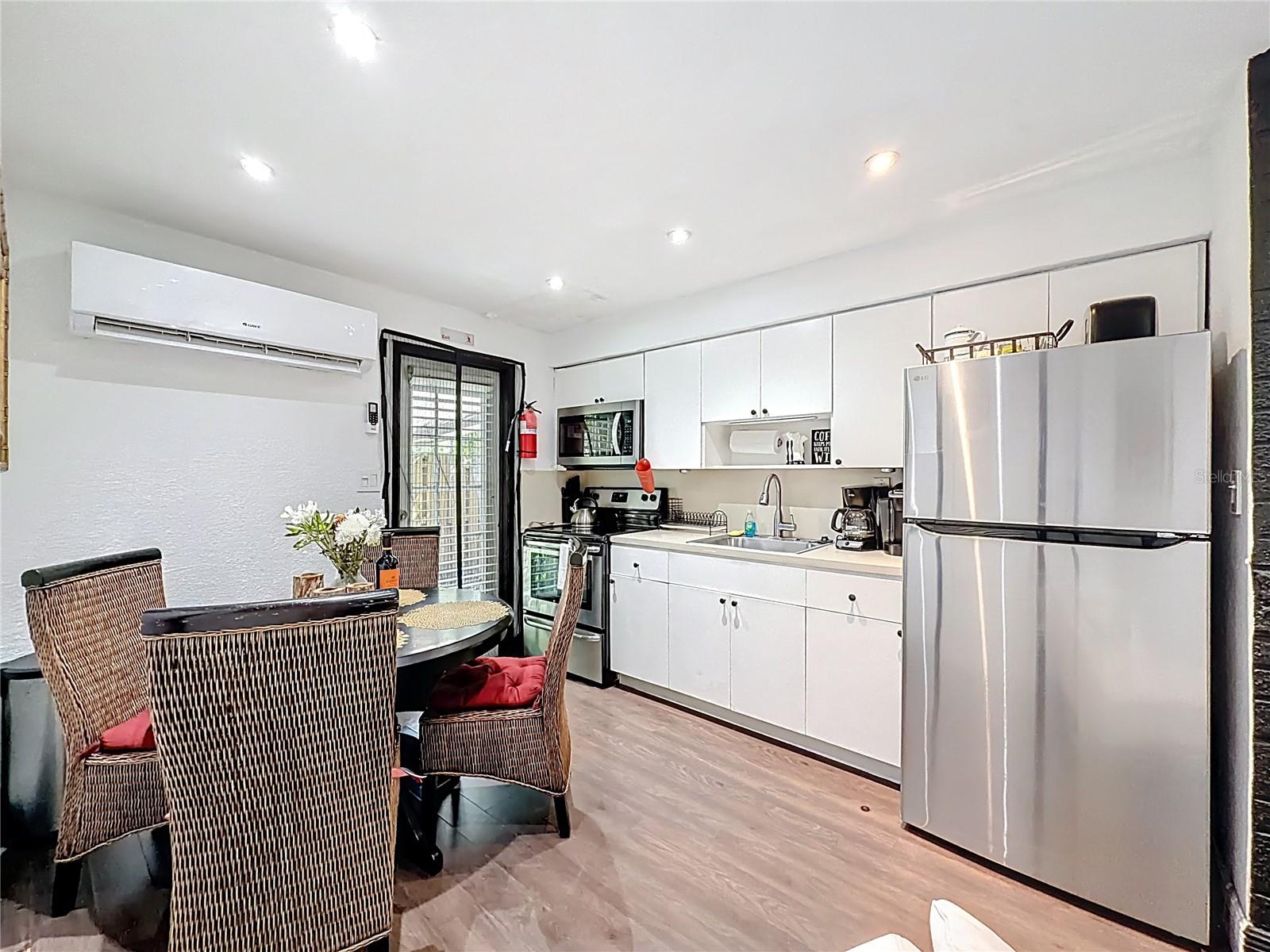 Image 38 of 63 For 200 9th Avenue 1-2