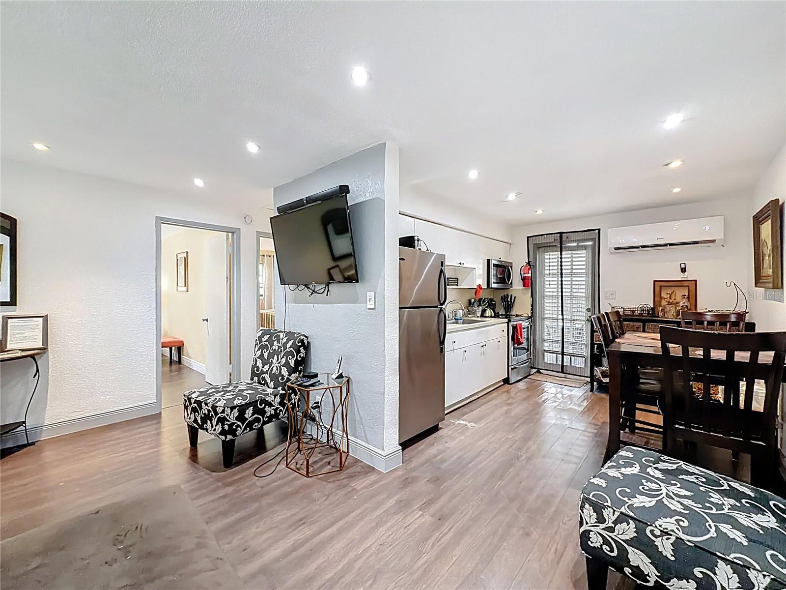 Image 42 of 63 For 200 9th Avenue 1-2