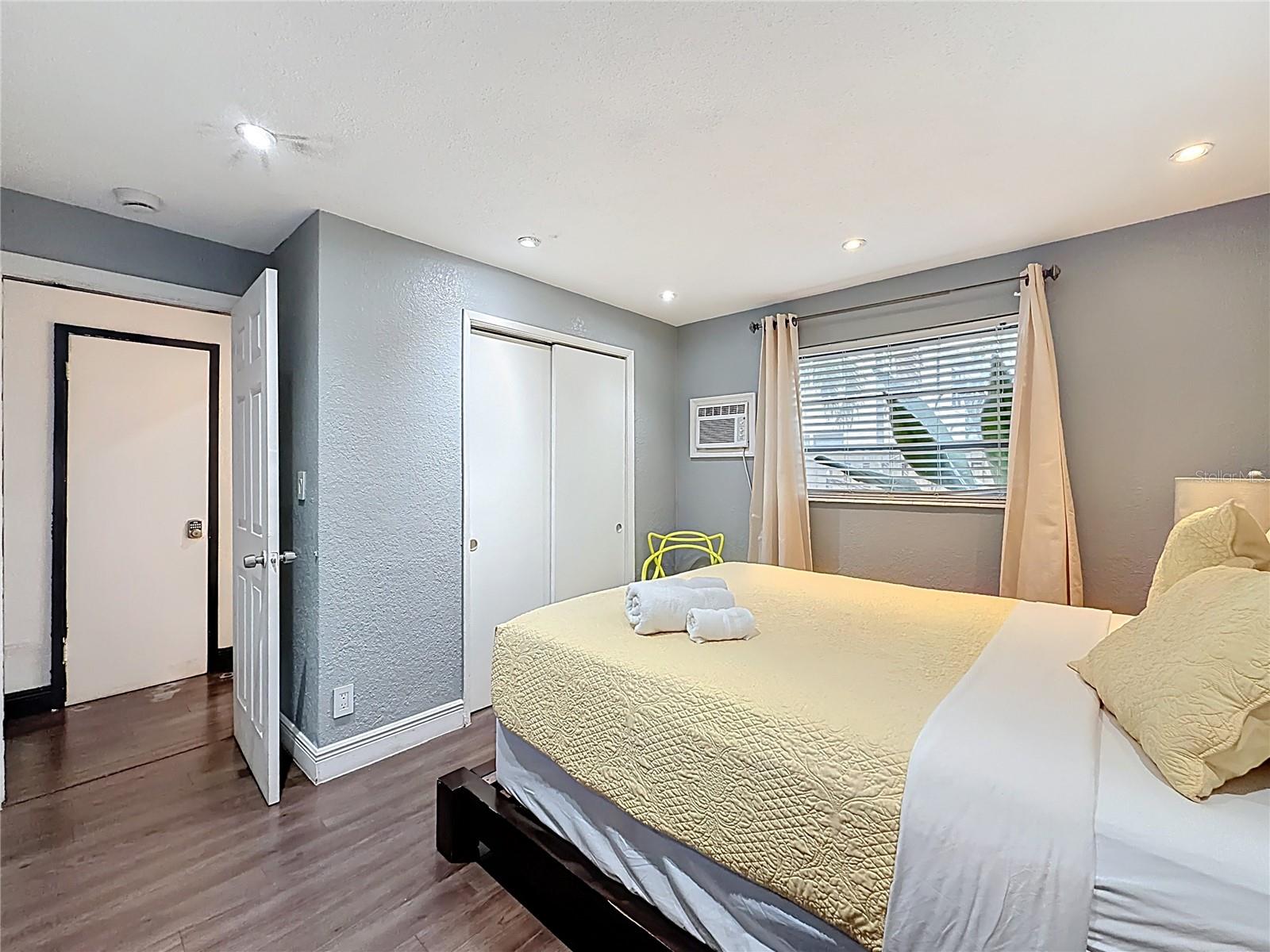 Image 7 of 63 For 200 9th Avenue 1-2