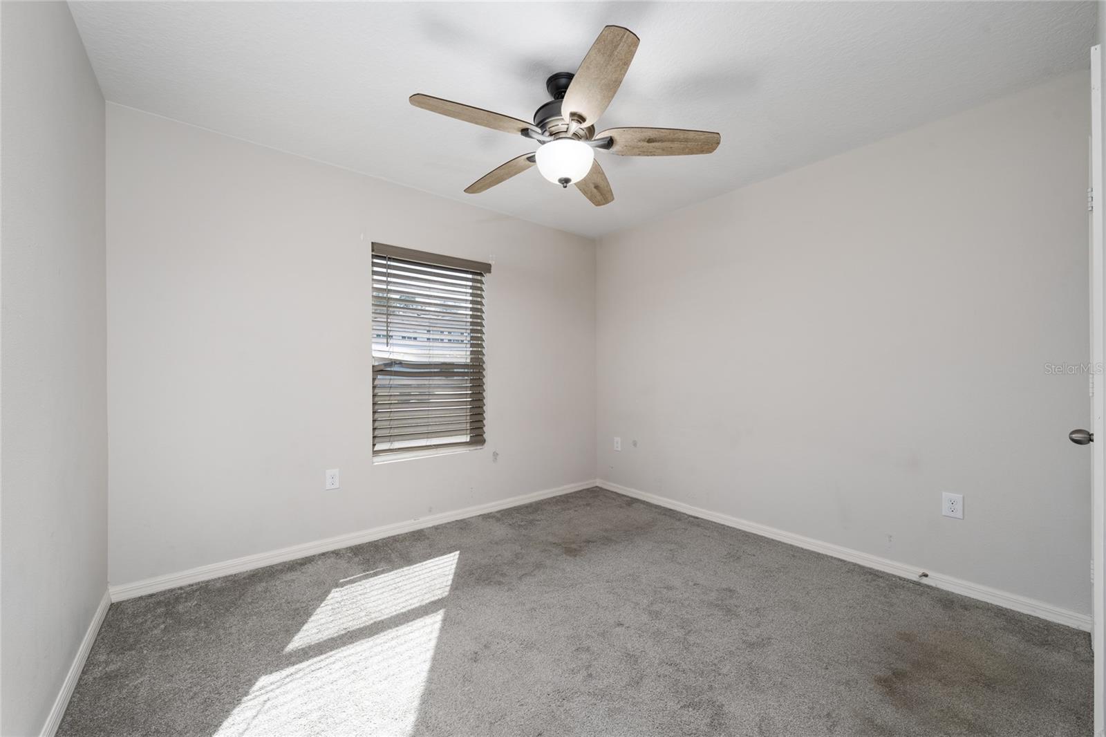 Image 11 of 33 For 282 Fig Court