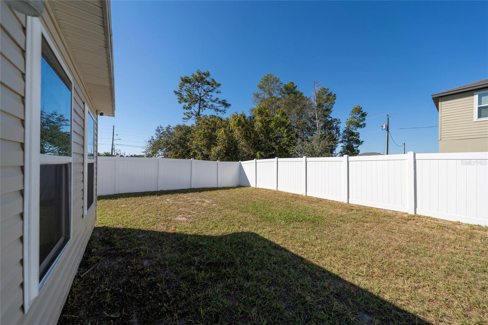 Image 22 of 33 For 282 Fig Court