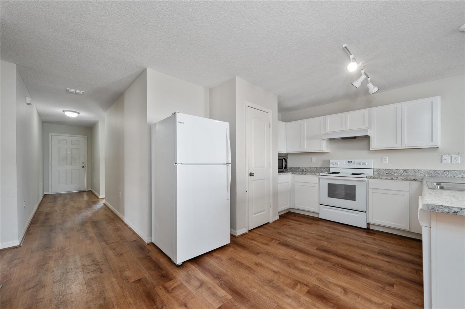 Image 3 of 33 For 282 Fig Court