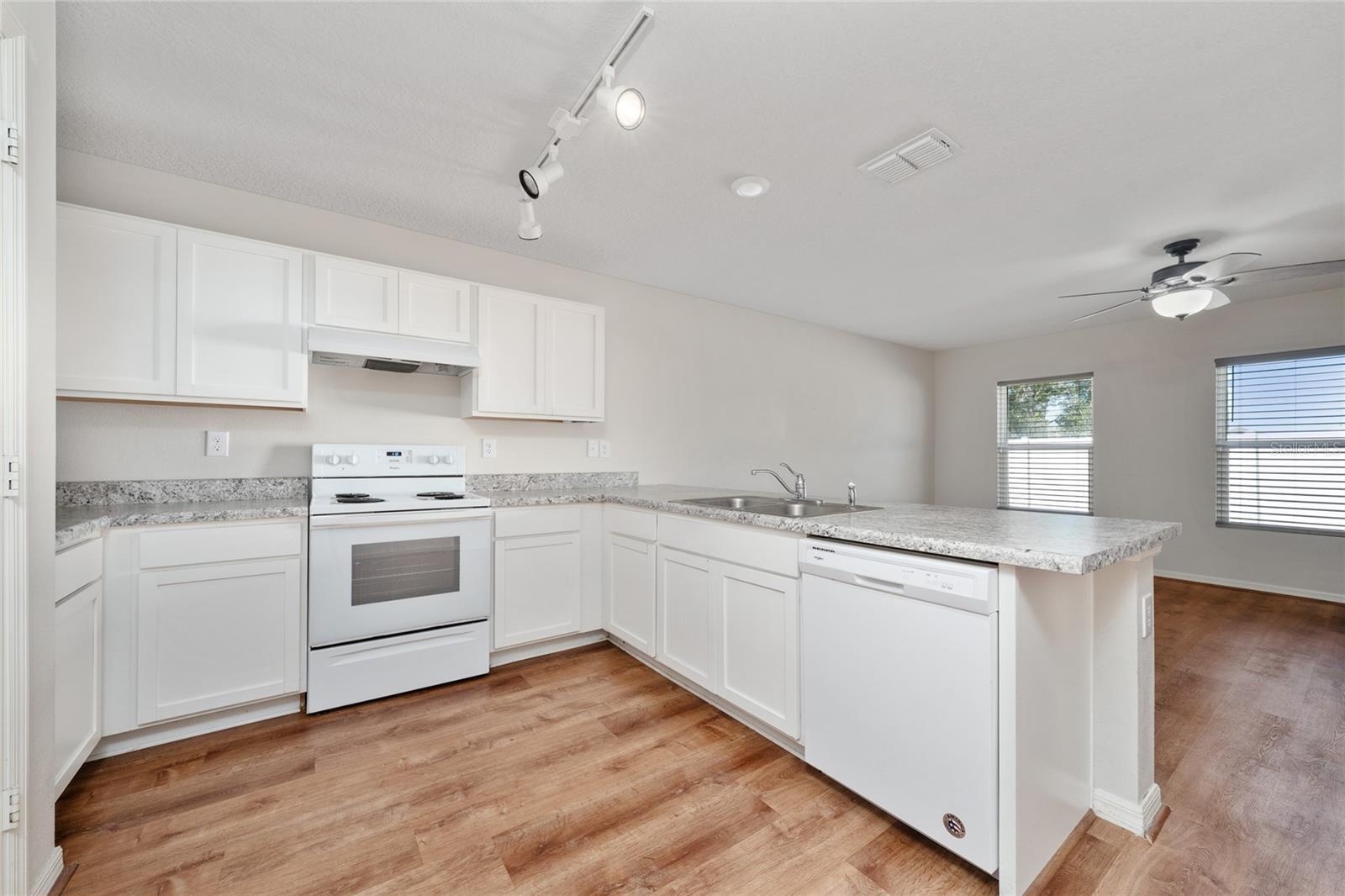 Image 4 of 33 For 282 Fig Court