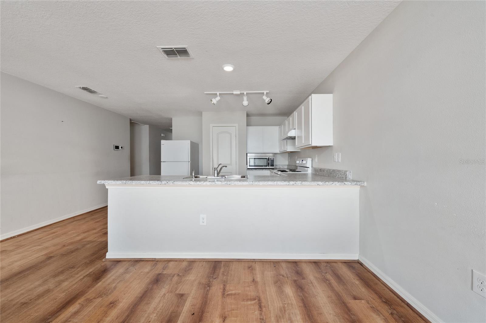 Image 5 of 33 For 282 Fig Court