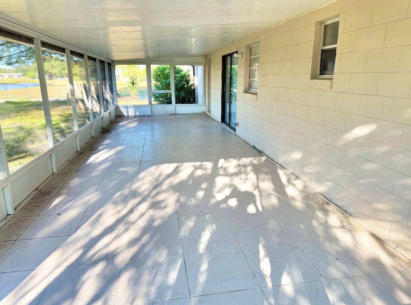 Image 17 of 19 For 810 Royal Palm Drive