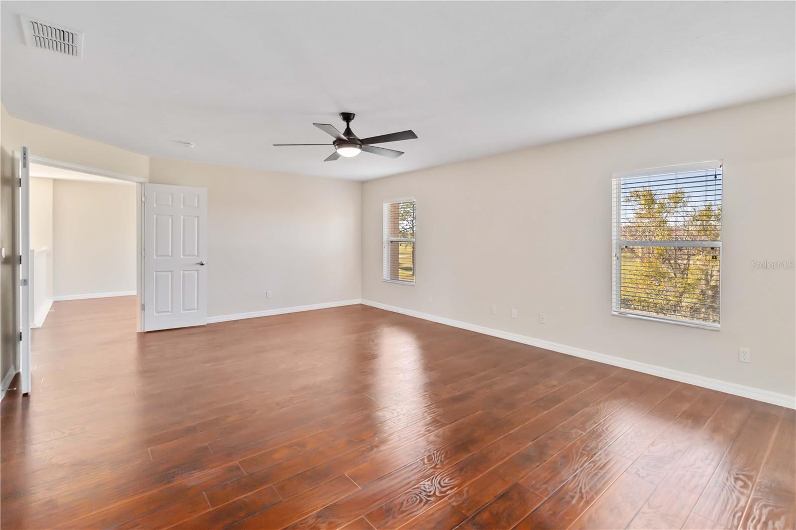 Image 23 of 62 For 10408 Chorlton Circle