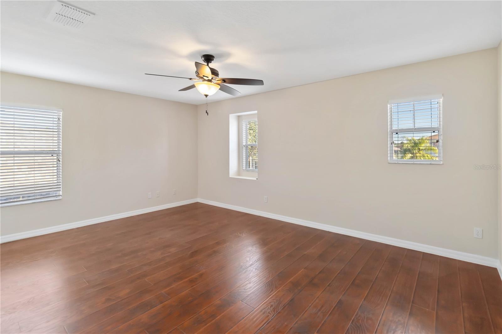 Image 31 of 62 For 10408 Chorlton Circle