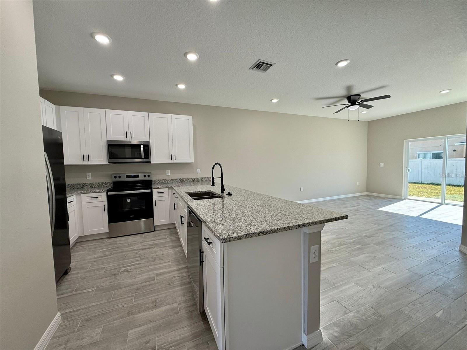 Image 3 of 16 For 801 Squirrel Court