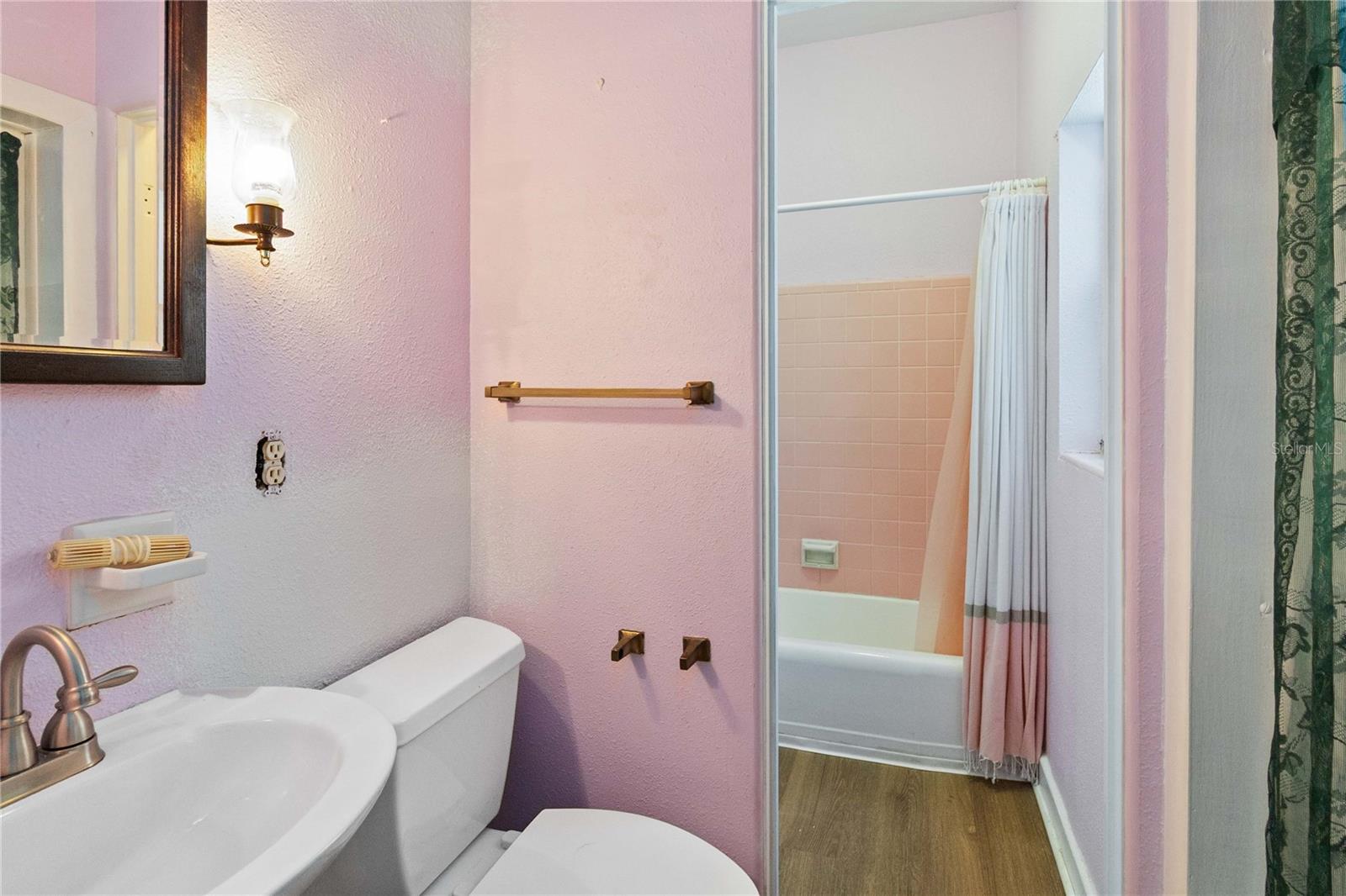 Image 18 of 28 For 3503 Crystal Lake Drive