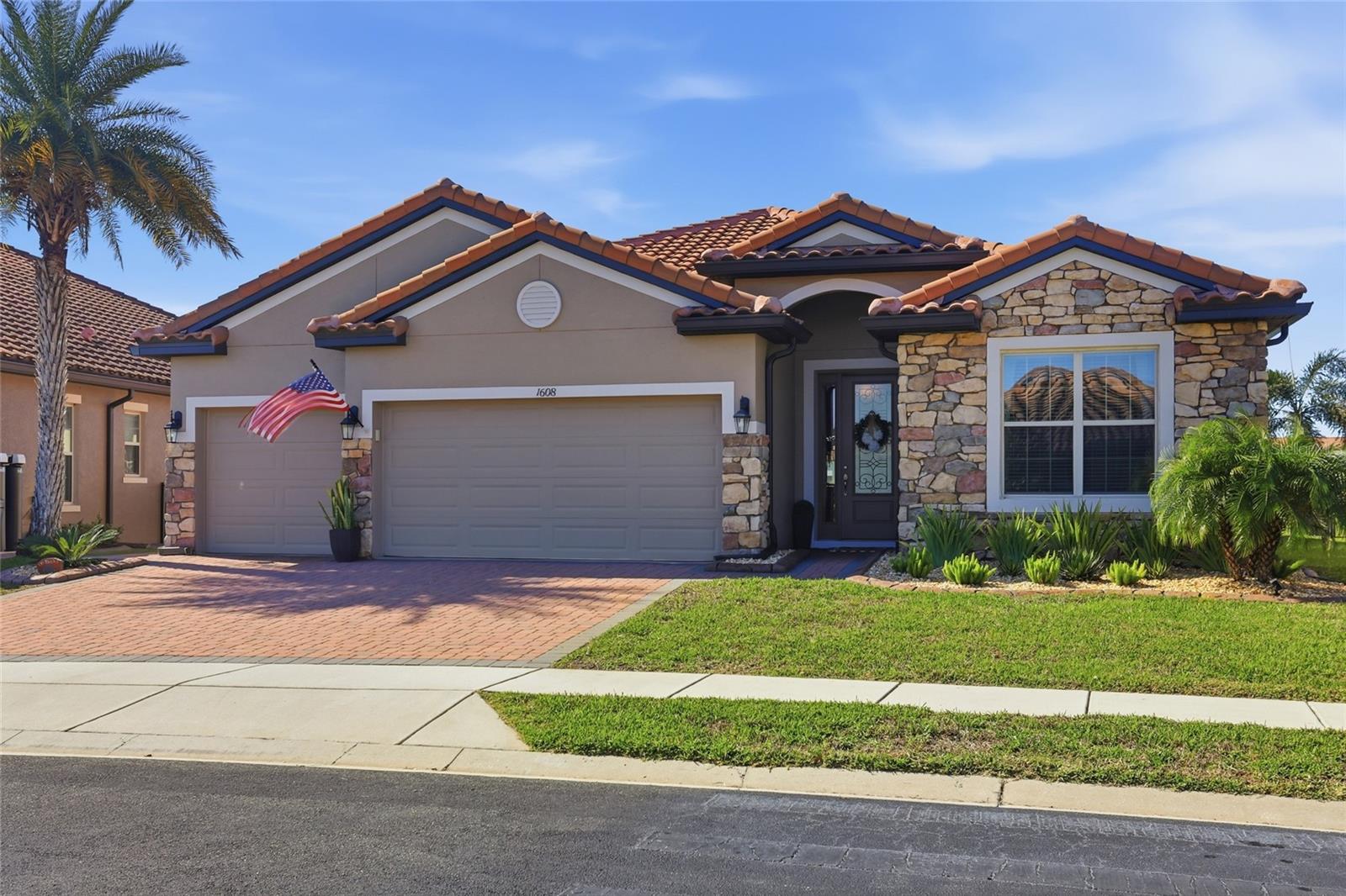 Image 4 of 55 For 1608 Nina Drive