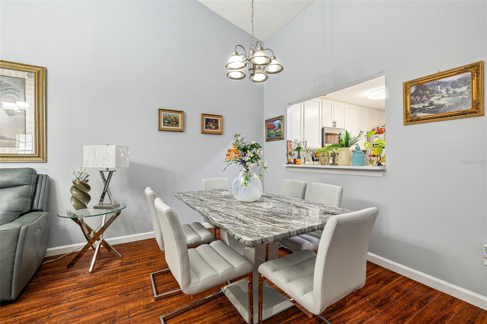 Image 14 of 34 For 2174 Cypress Bay Boulevard