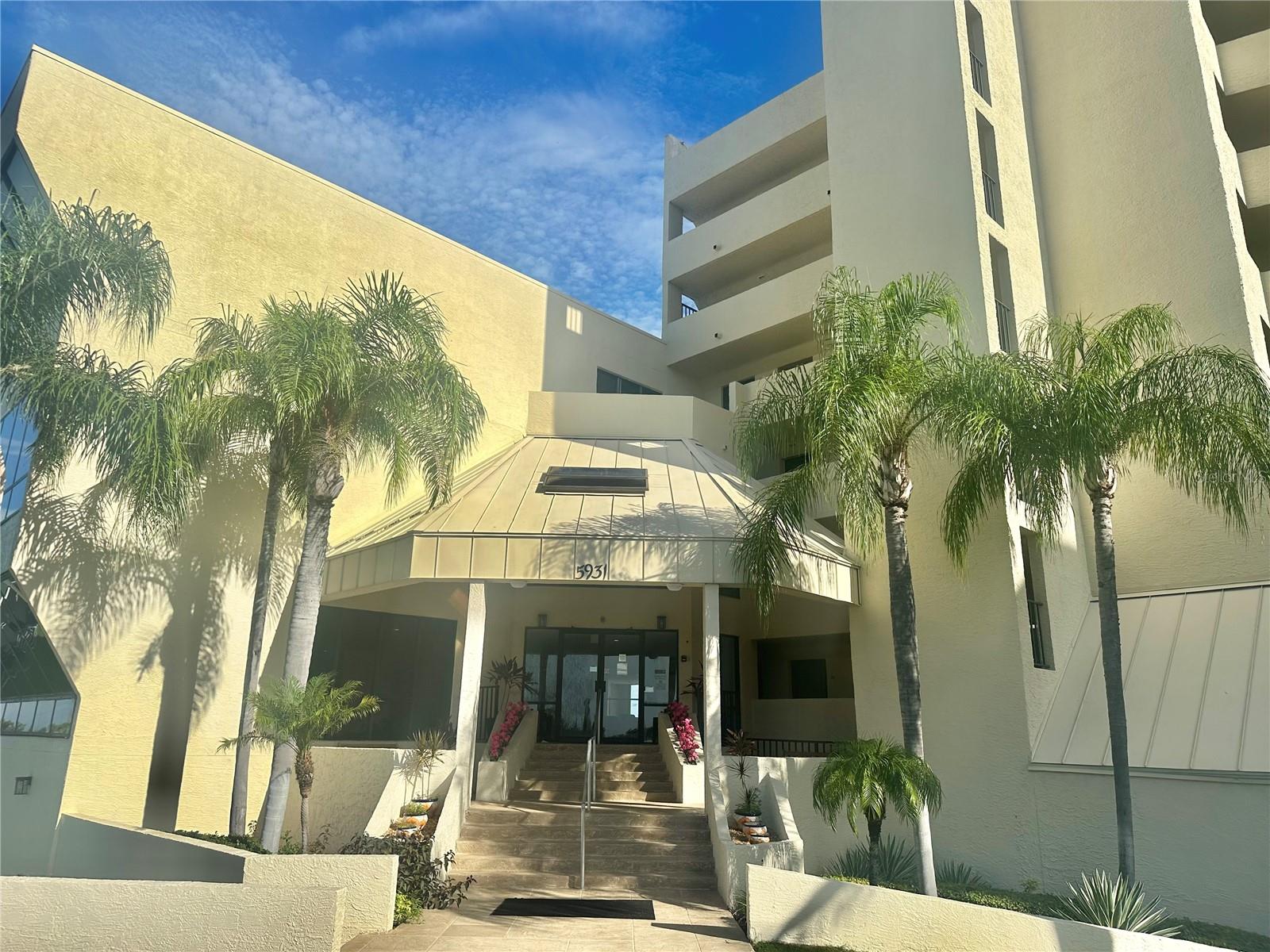 Image 43 of 73 For 6009 Sea Ranch Drive 804