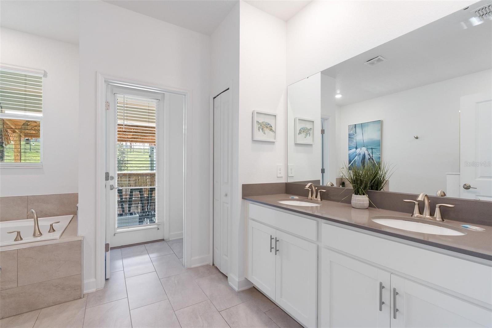 Image 24 of 48 For 9080 Sommerset Hills Drive