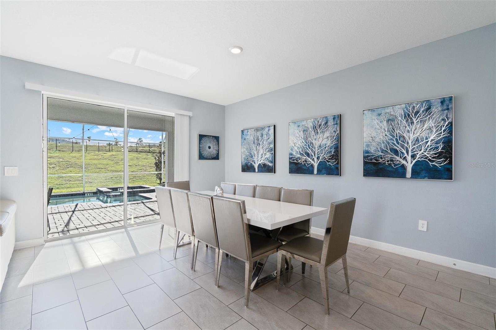 Image 6 of 48 For 9080 Sommerset Hills Drive