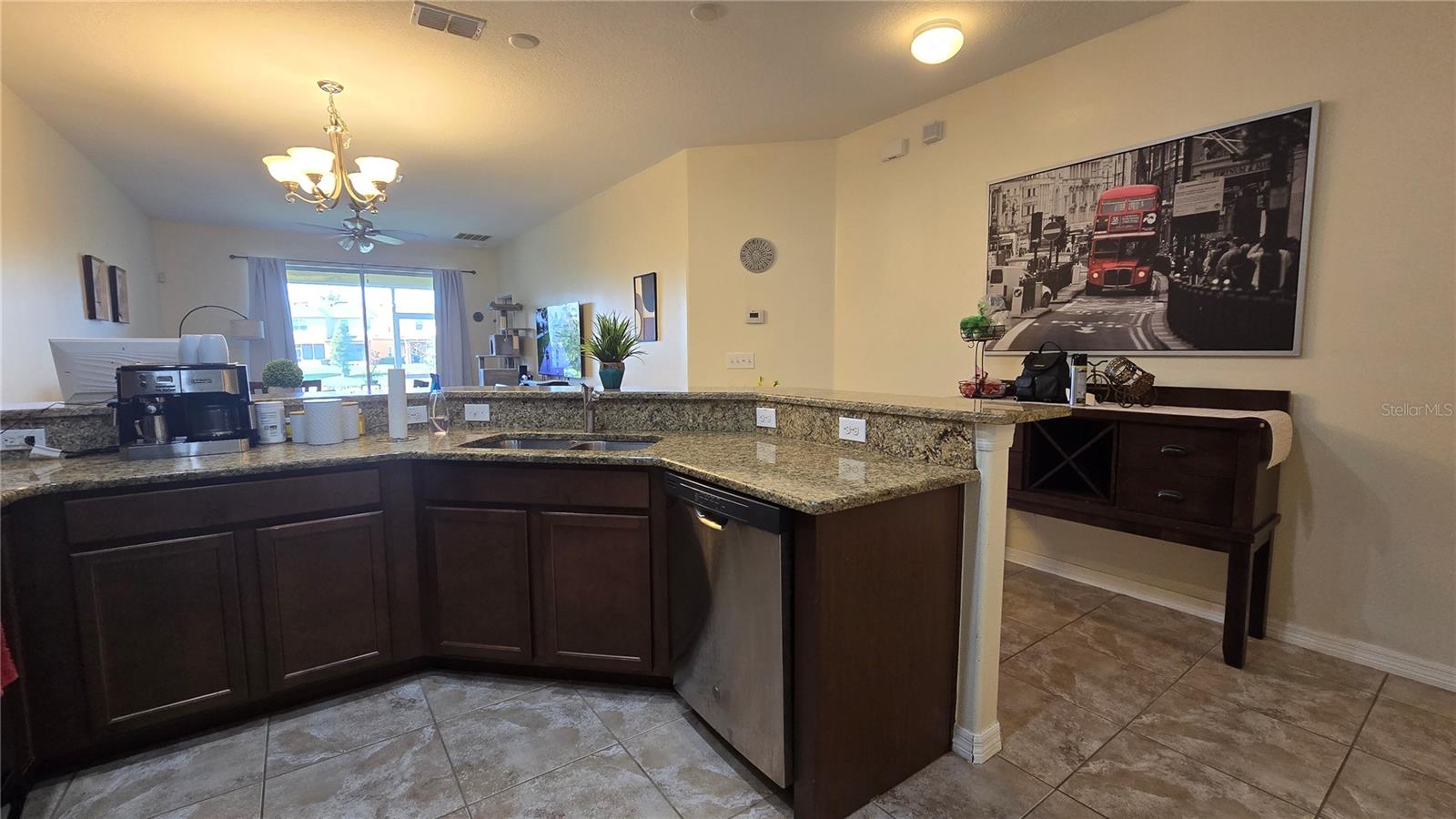 Image 10 of 35 For 4085 Shade Tree Lane