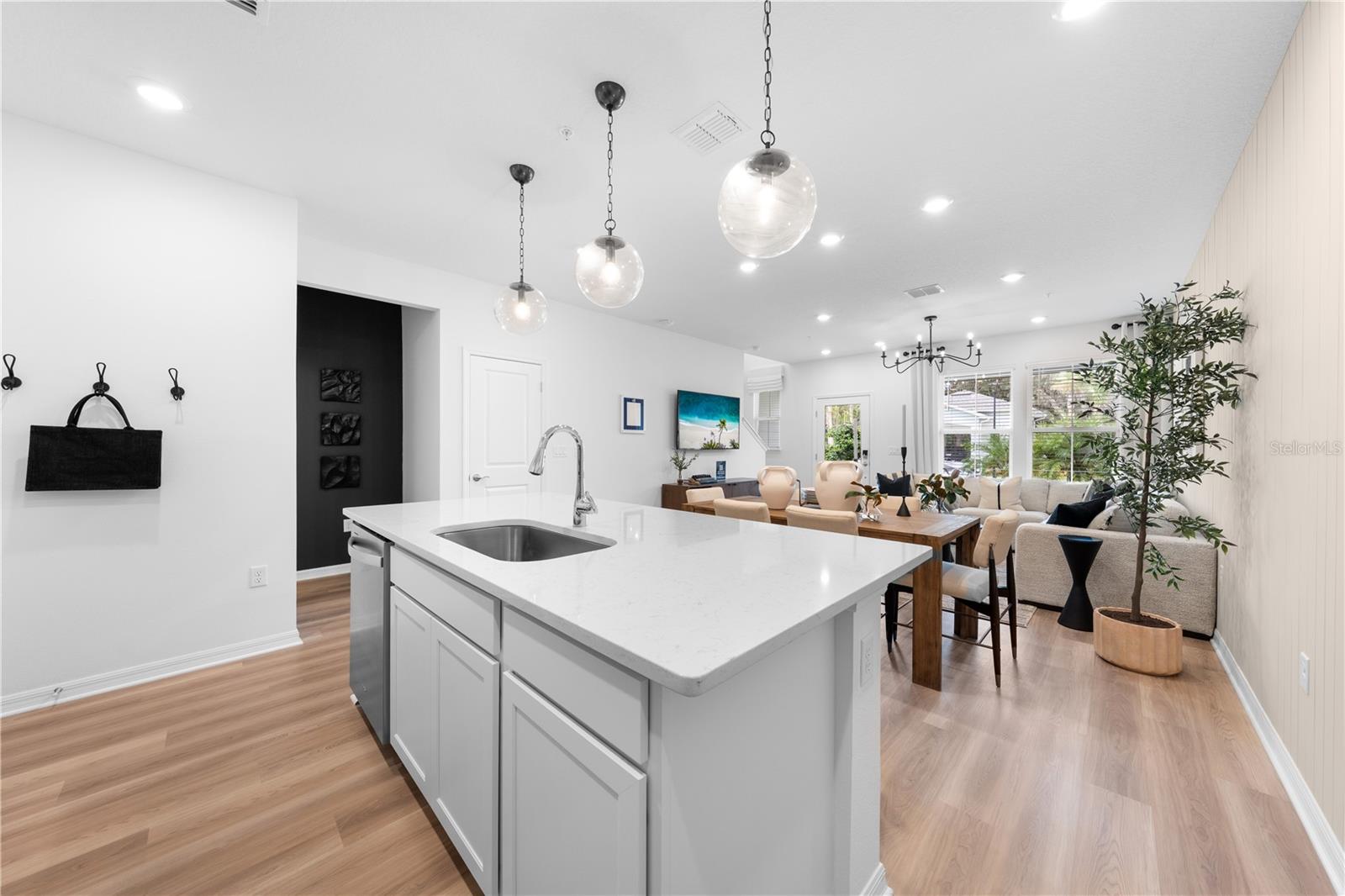 Image 16 of 48 For 11453 Nona Sound Street