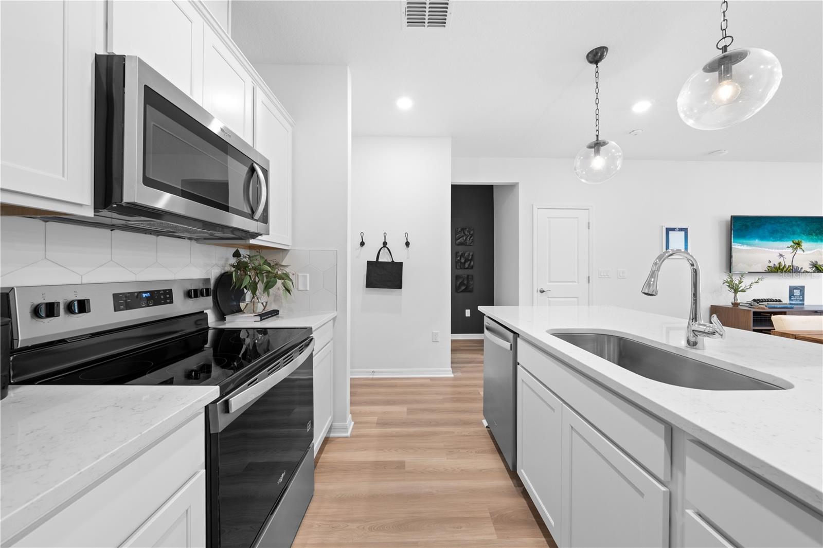 Image 17 of 48 For 11453 Nona Sound Street