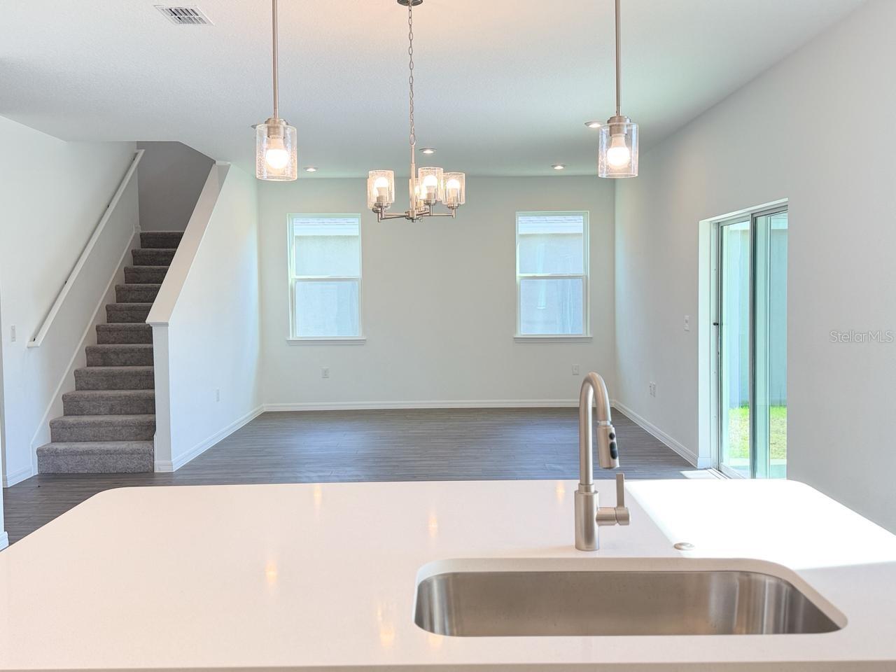 Image 23 of 57 For 1327 Normandy Dr