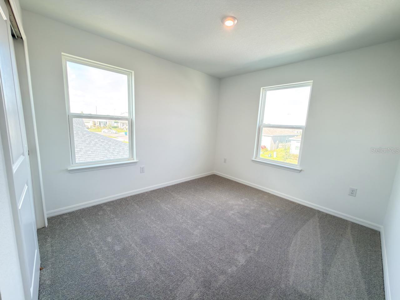 Image 31 of 57 For 1327 Normandy Dr