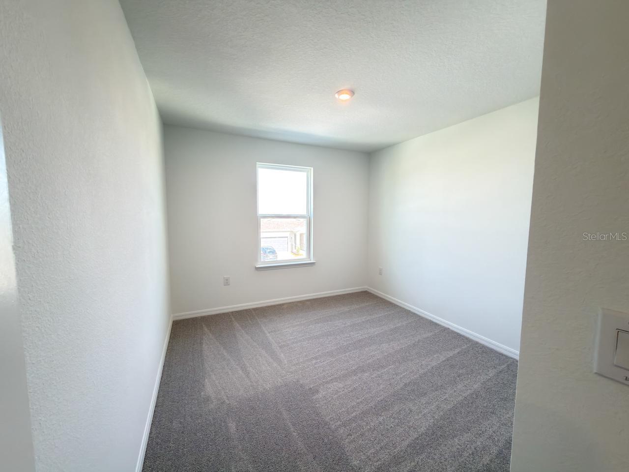 Image 33 of 57 For 1327 Normandy Dr