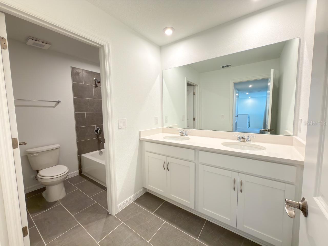 Image 52 of 57 For 1327 Normandy Dr