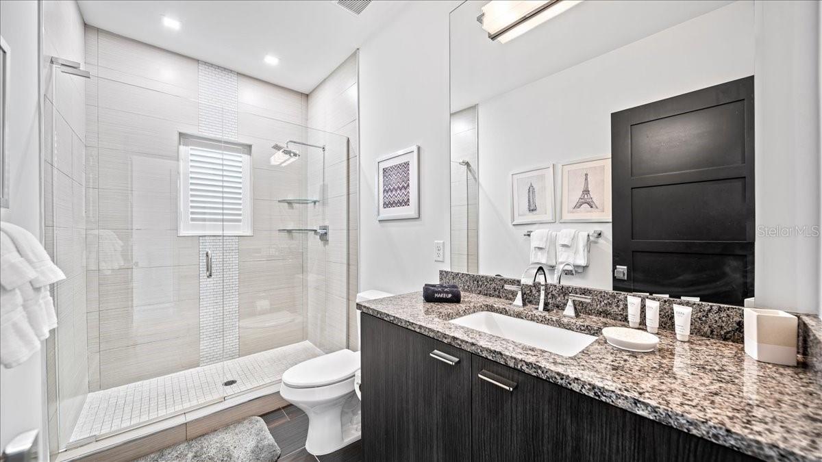 Image 30 of 100 For 331 Muirfield Loop