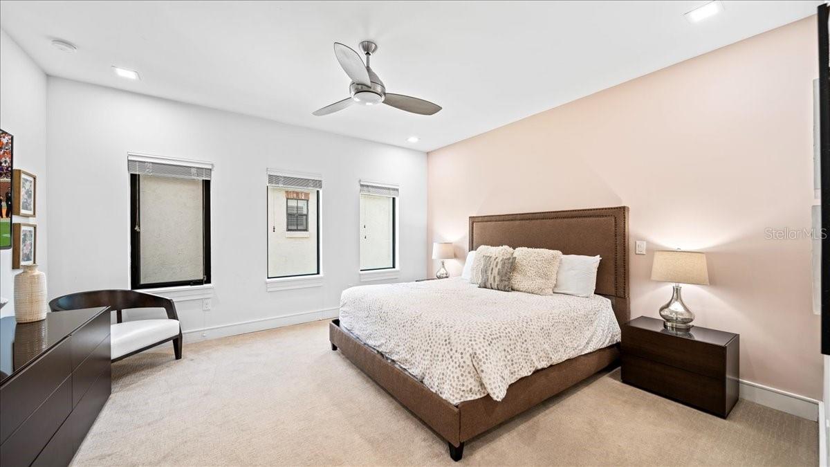 Image 52 of 100 For 331 Muirfield Loop