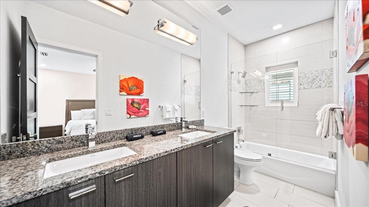 Image 54 of 100 For 331 Muirfield Loop