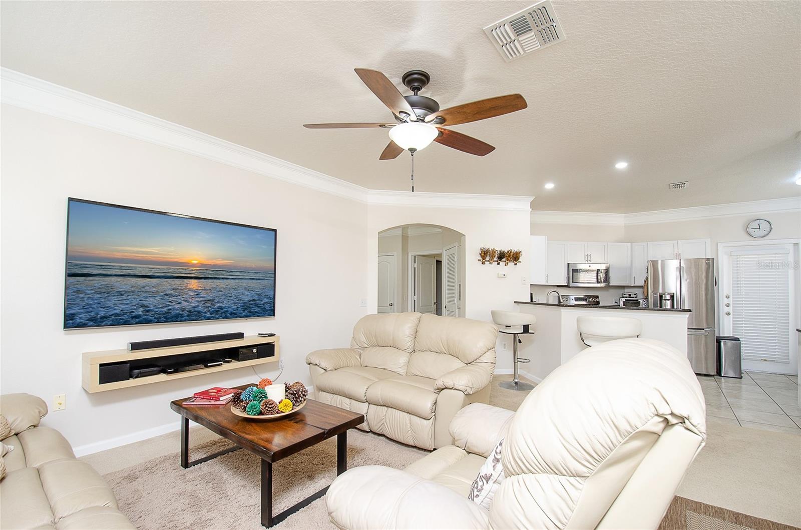 Image 16 of 47 For 8855 Villa View Circle 205