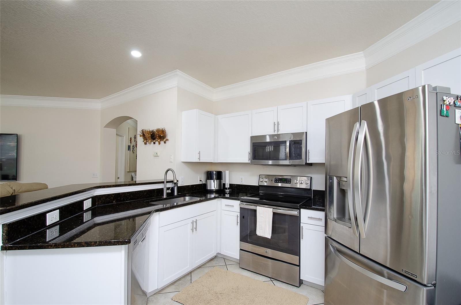 Image 21 of 47 For 8855 Villa View Circle 205