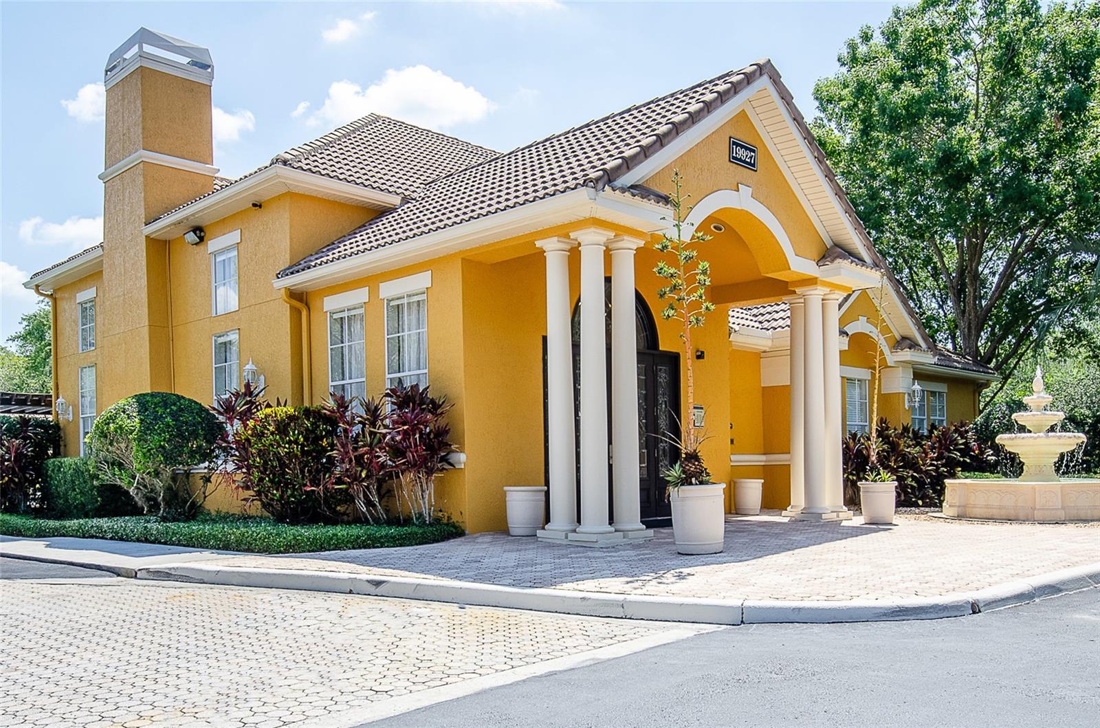 Image 39 of 47 For 8855 Villa View Circle 205