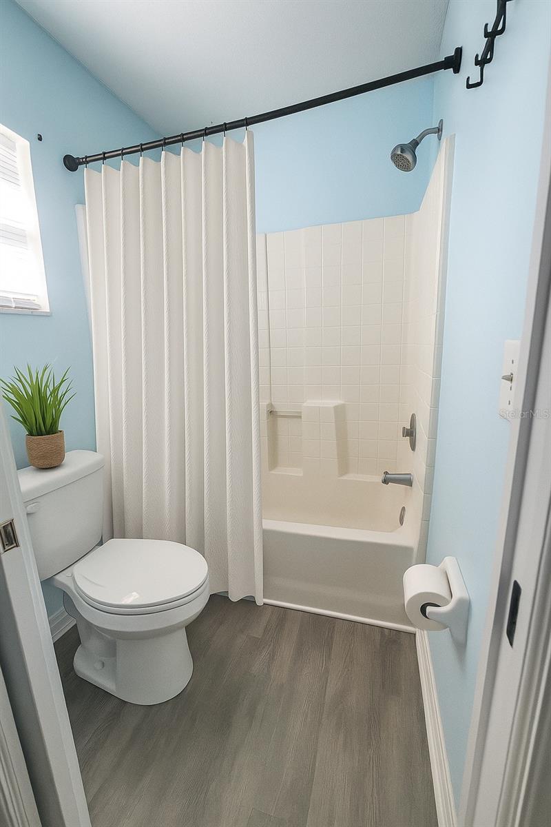 Image 14 of 15 For 1293 Courtland Boulevard