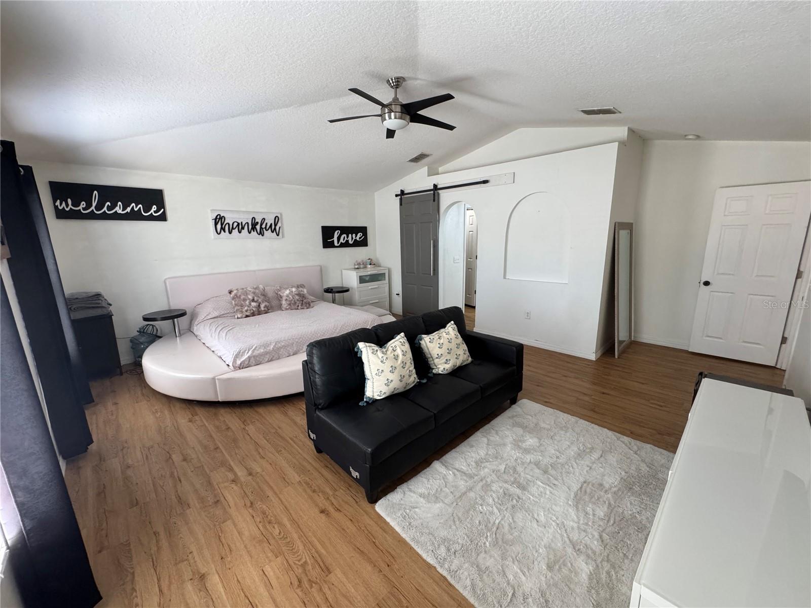 Image 27 of 61 For 627 Woodland Creek Boulevard