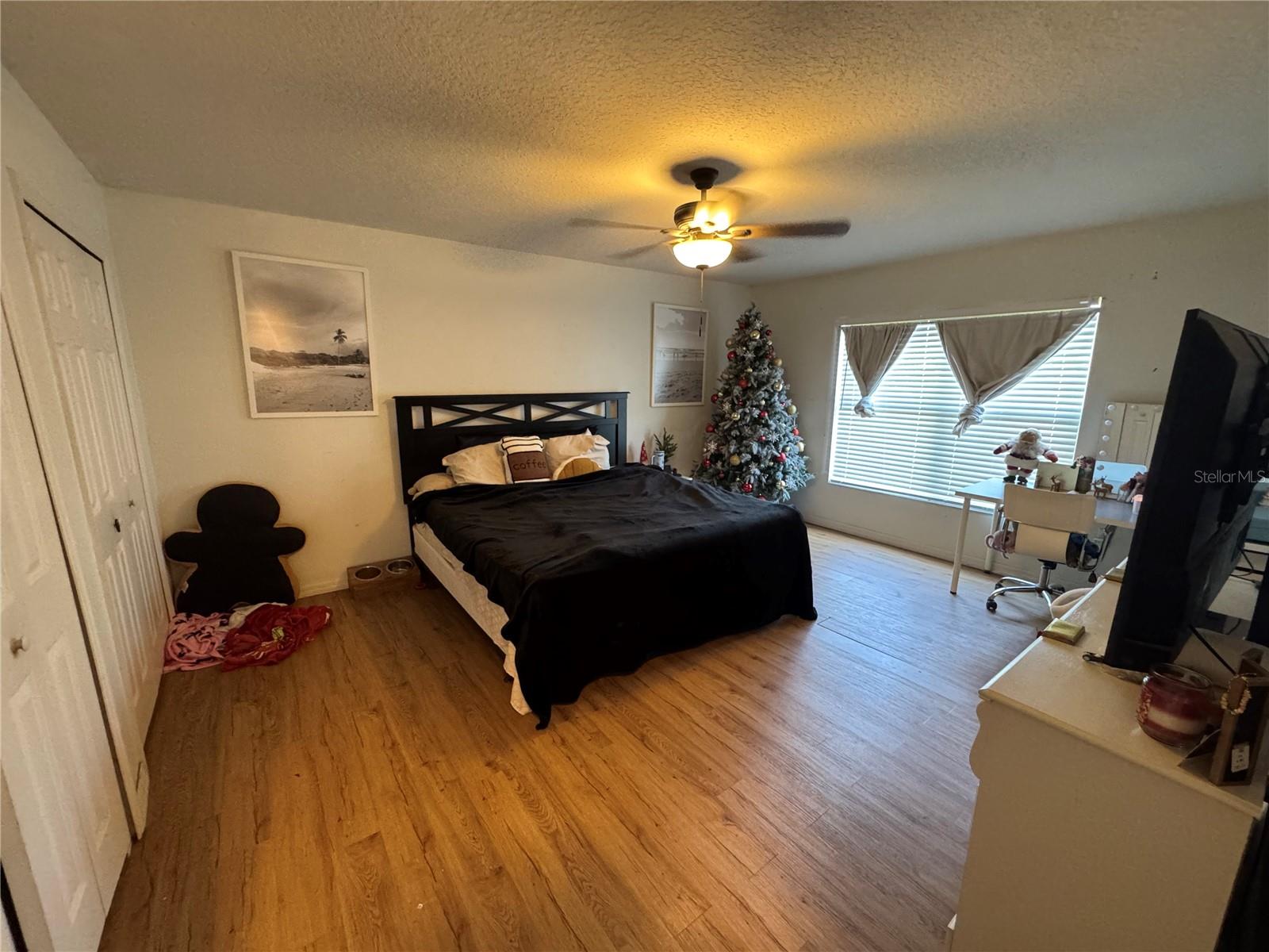 Image 37 of 61 For 627 Woodland Creek Boulevard