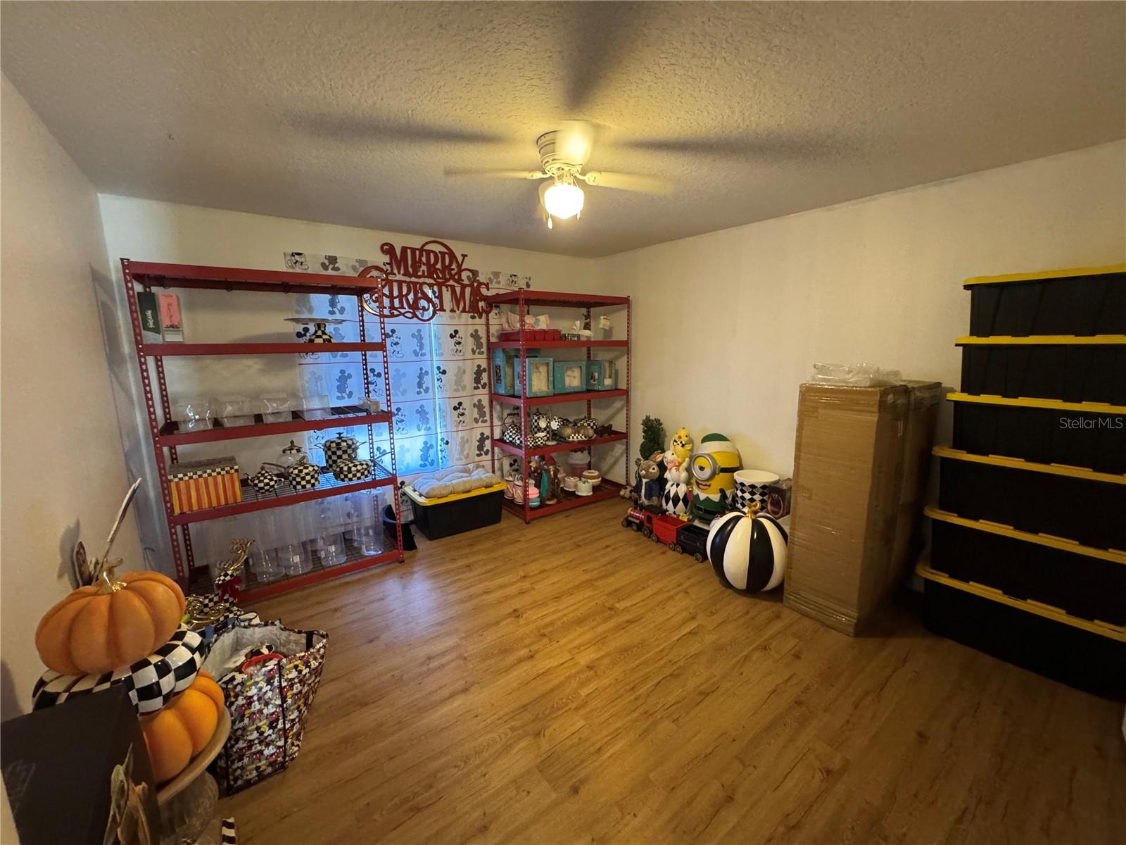 Image 40 of 61 For 627 Woodland Creek Boulevard